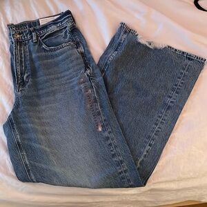 NWT American Eagle Dreamy Drape Super High-Rise Jeans